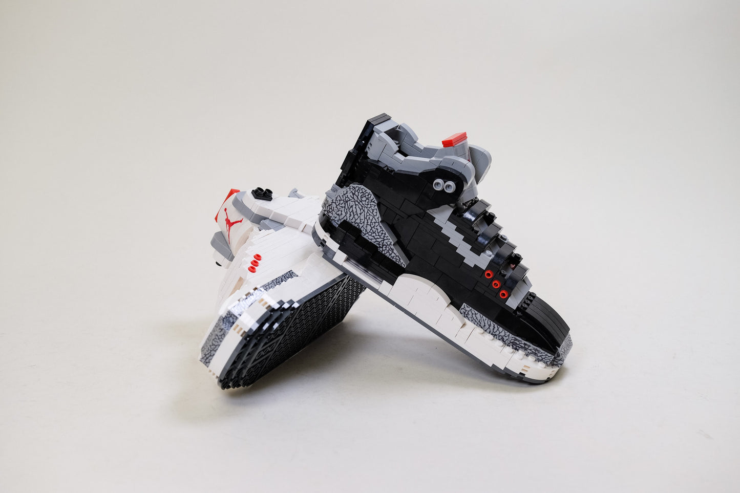 NETMAGNETISM SERIES 5 V - AJ3 White Cement 2021