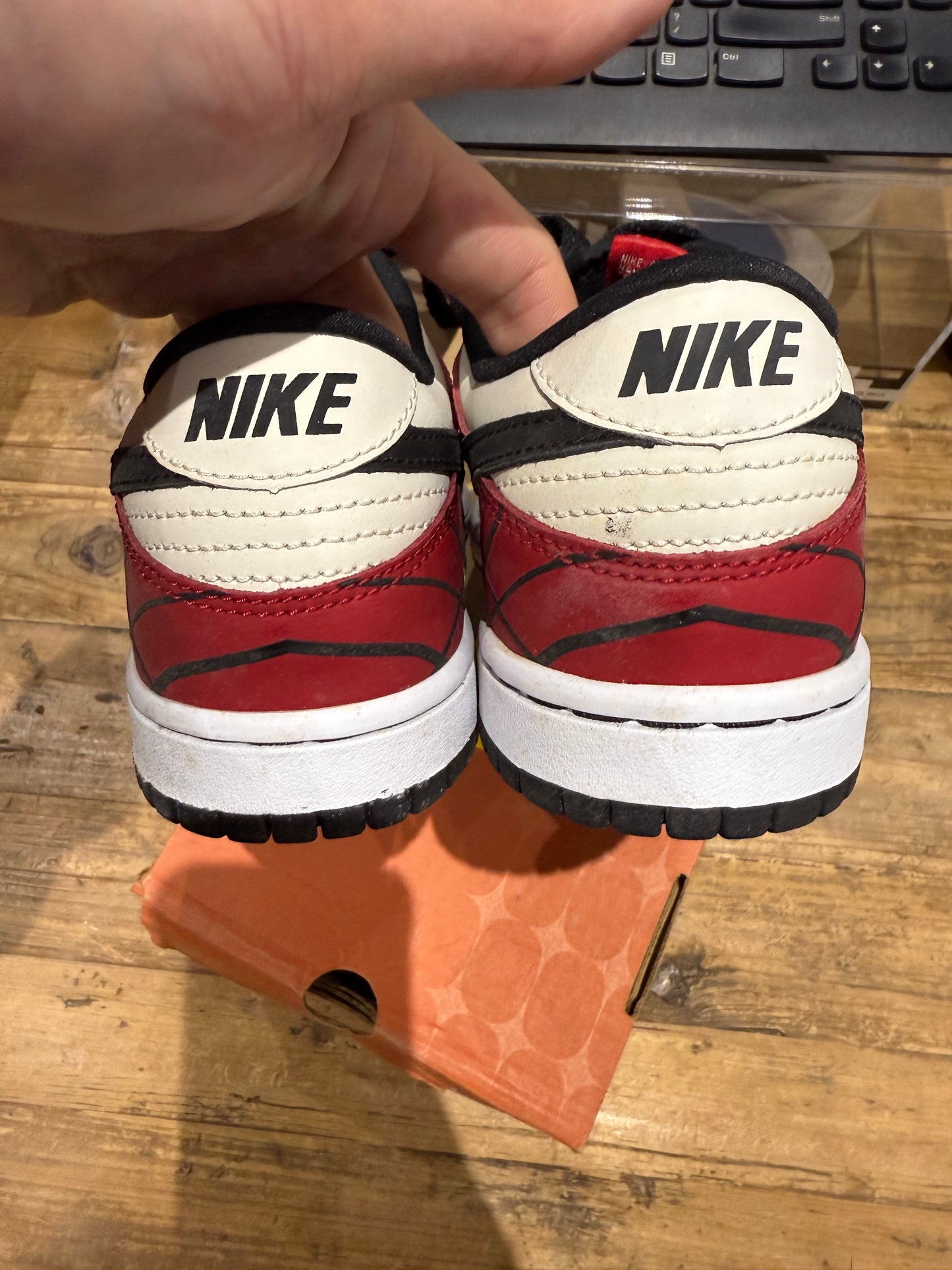 NEW Nike Dunk Low Spider-Man 2004 size 6Y