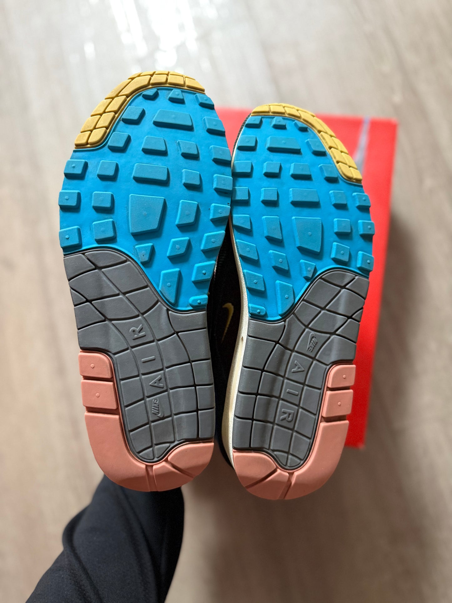 8.5 US - USED Nike Air Max 1/97 Sean Wotherspoon
