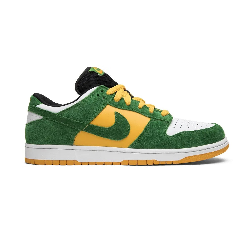 9.5 US - Nike Dunk SB Low Bucks